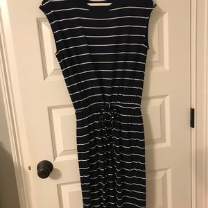 Cute classic sleeveless dress